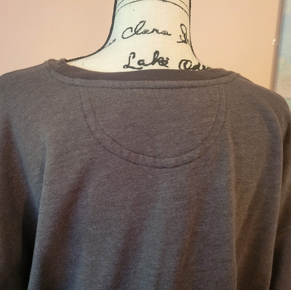 Natural Life Comfy Pocket Boho Sweatshirt - Gray Folk Flower, EUC, 3X - Picture 12 of 13